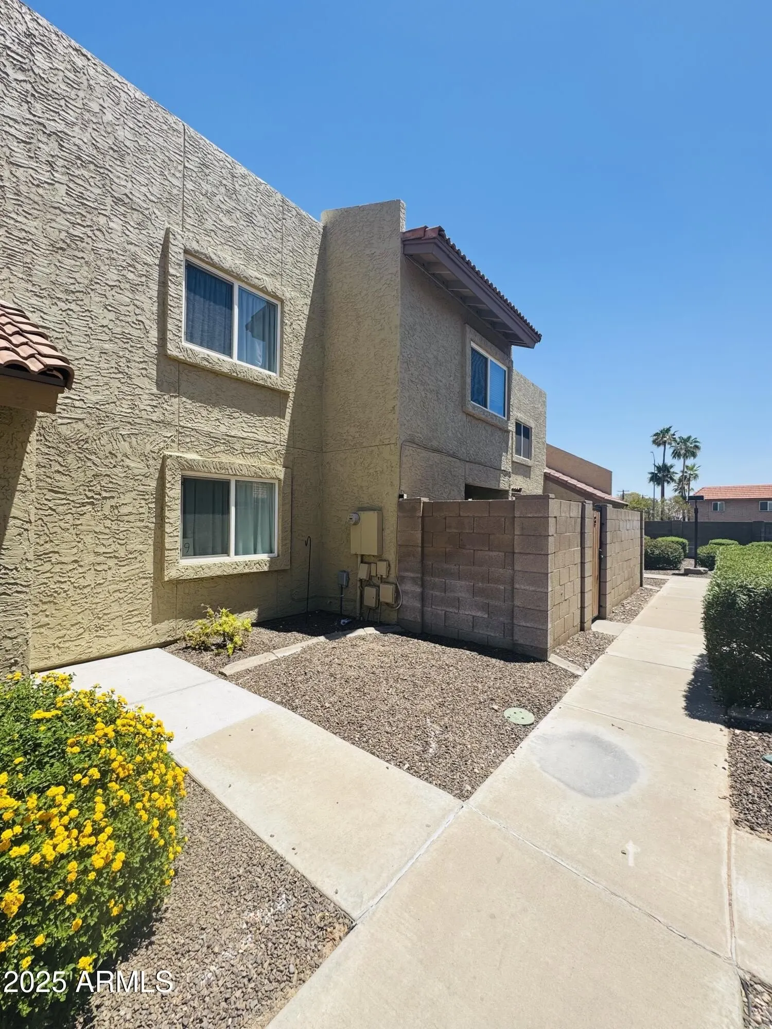 222 W Brown Rd Mesa, AZ 85201 photo 4