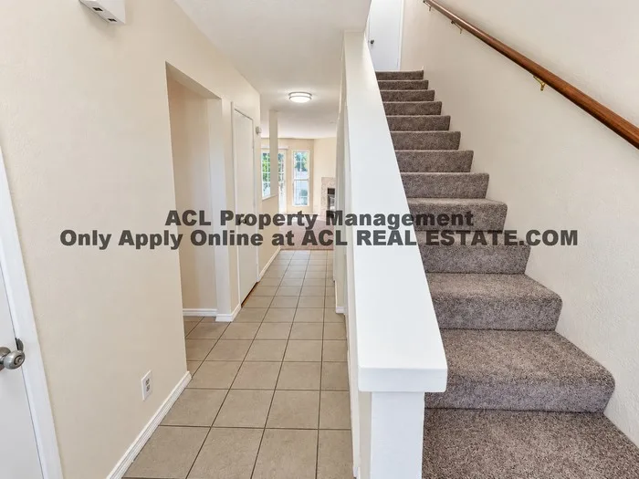 273 Sunset blvd photo 2