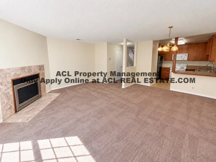 273 Sunset blvd photo 4