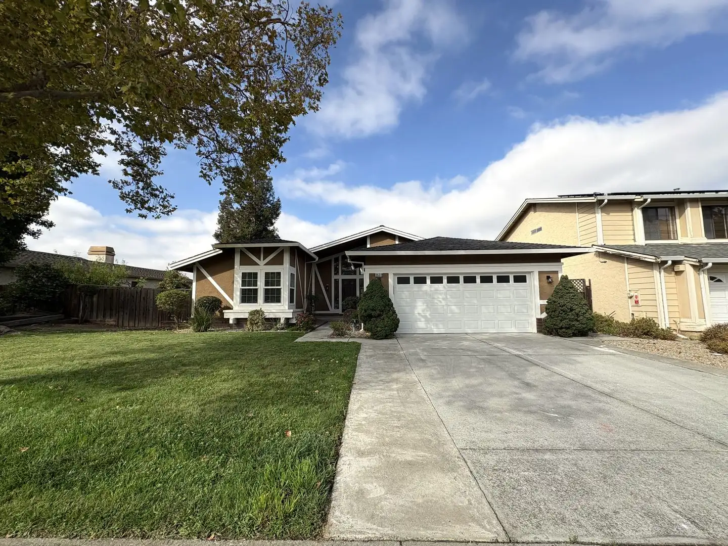 3532 Rollingside Dr photo 3