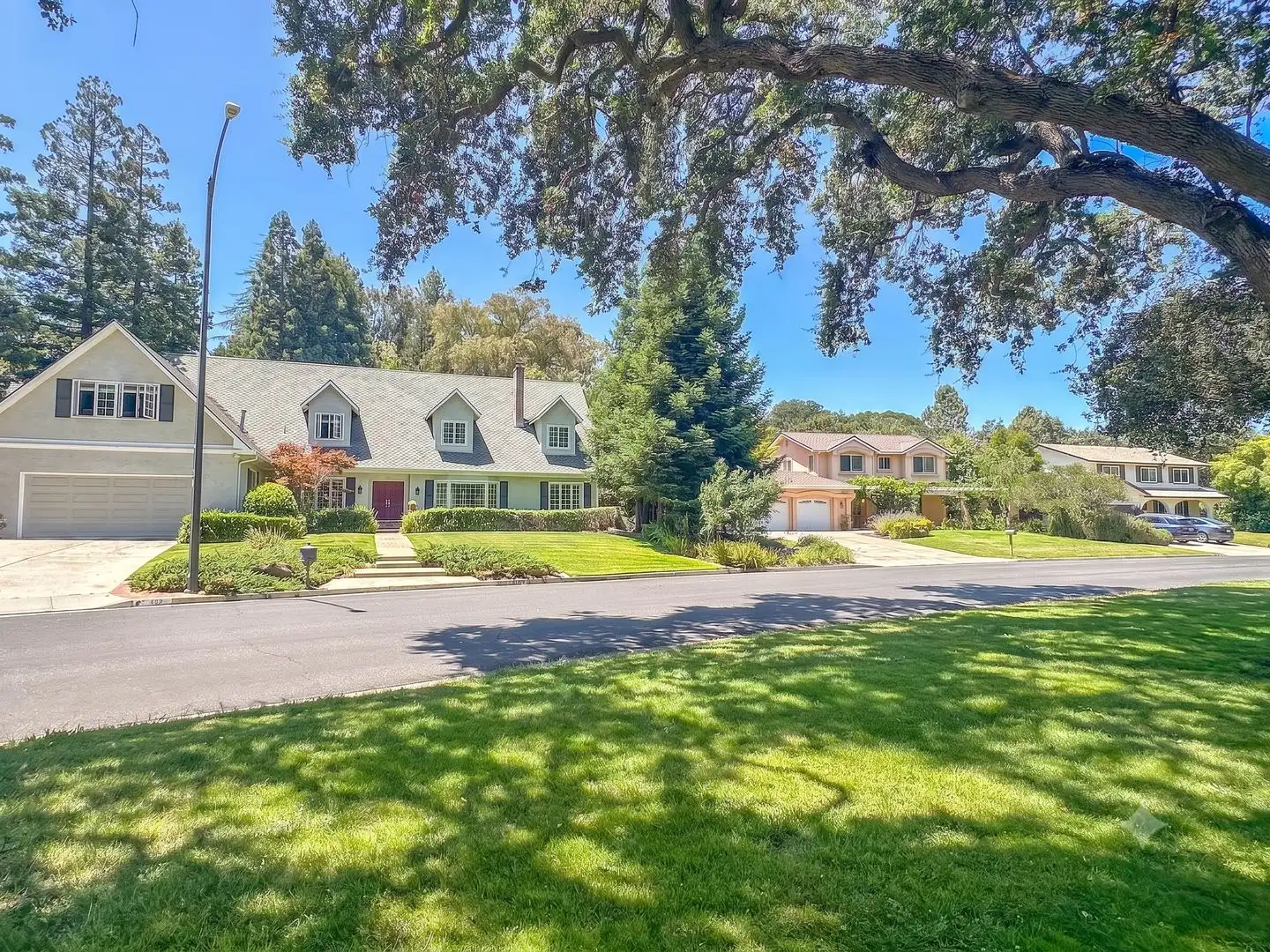 116 Granada Way Los Gatos, CA 95032 photo 2