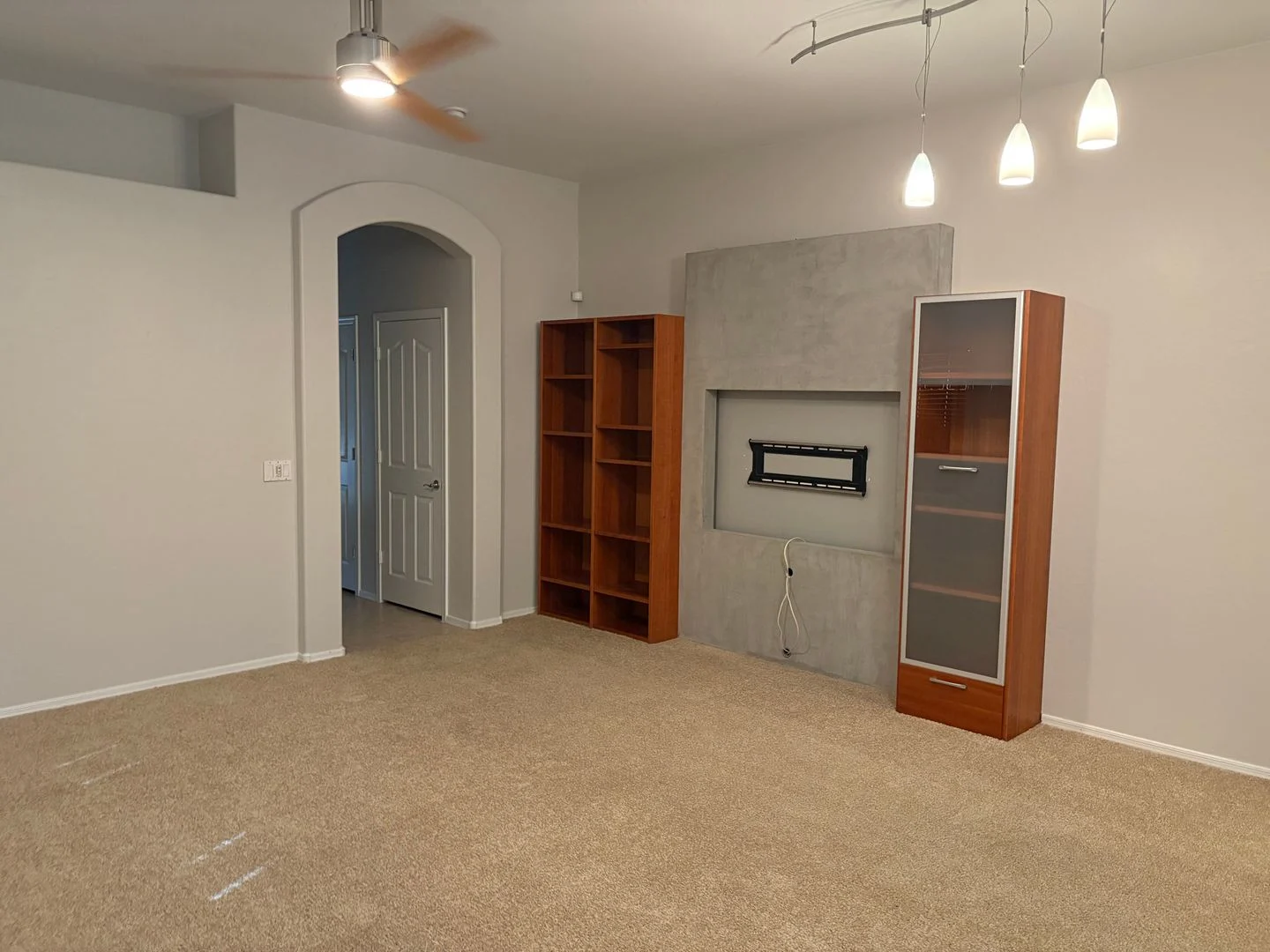 16924 S 22ND Street photo 4