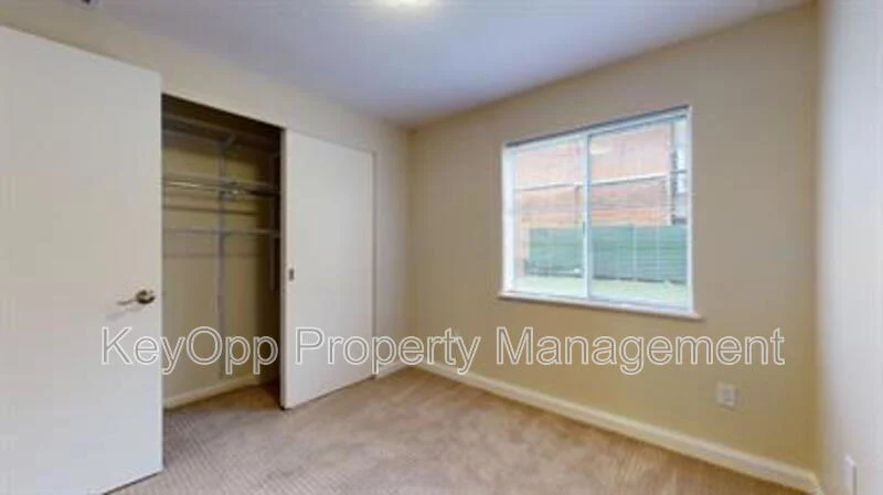 806 35th Avenue photo 4