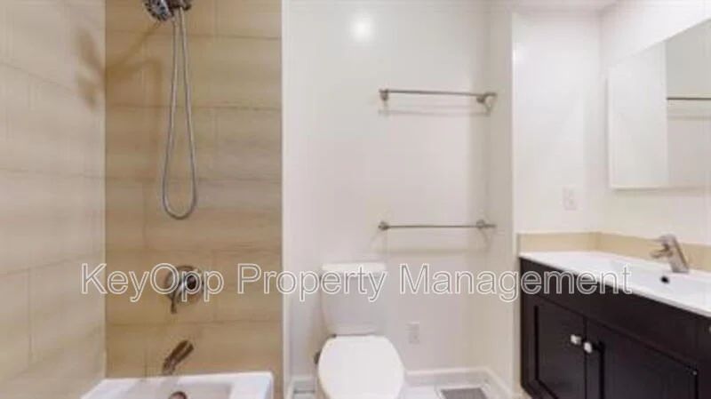 806 35th Avenue photo 5