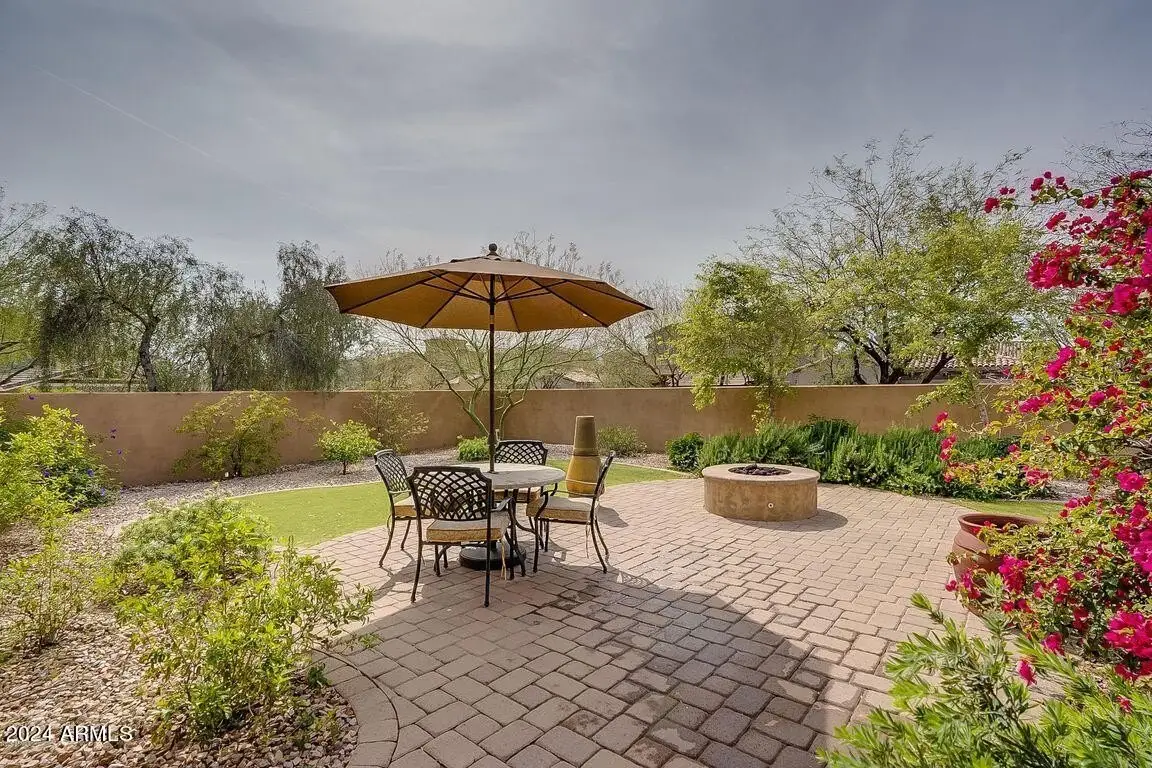 9221 E Desert View photo 4