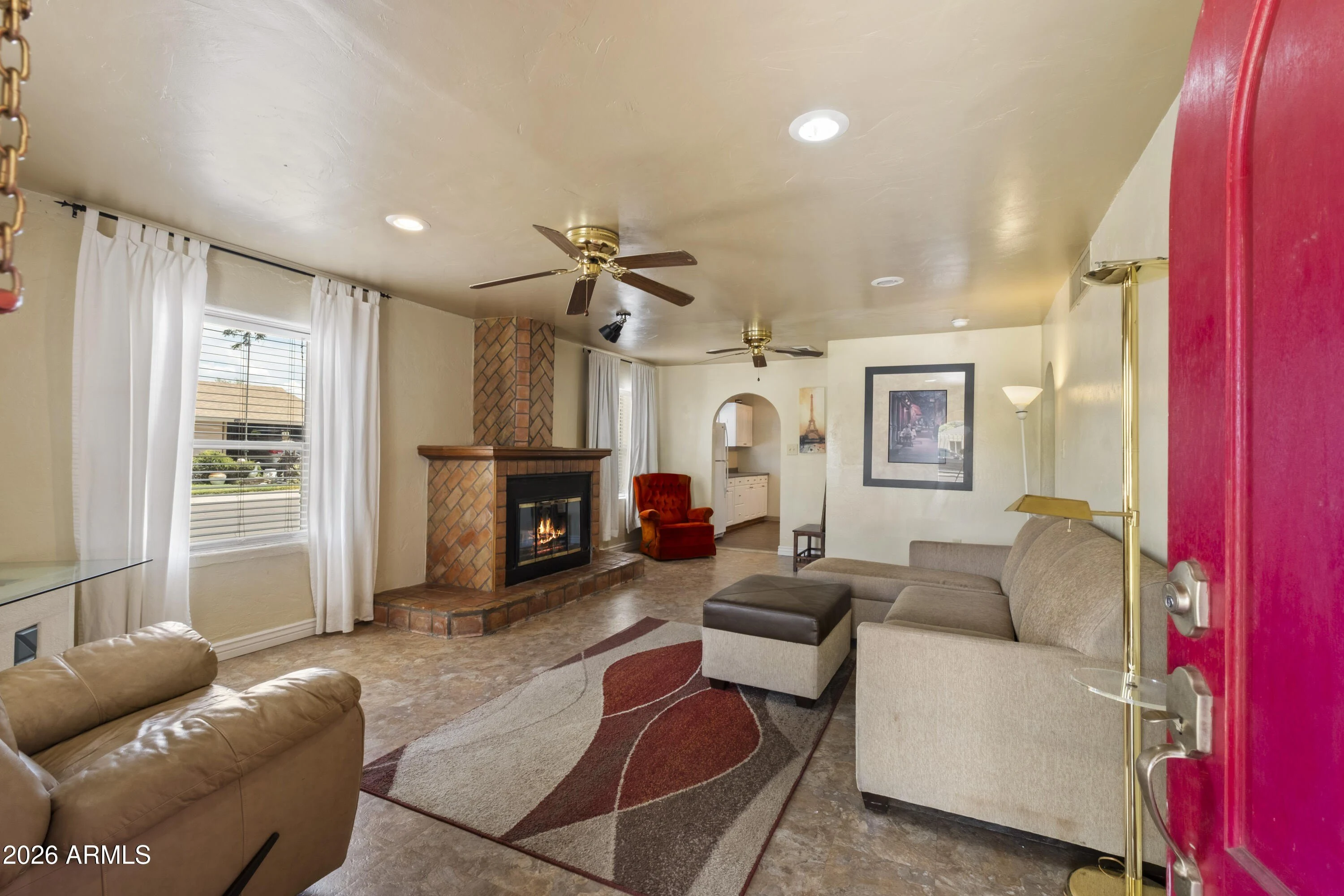 1001 S Roosevelt St Tempe, AZ 85281 photo 4