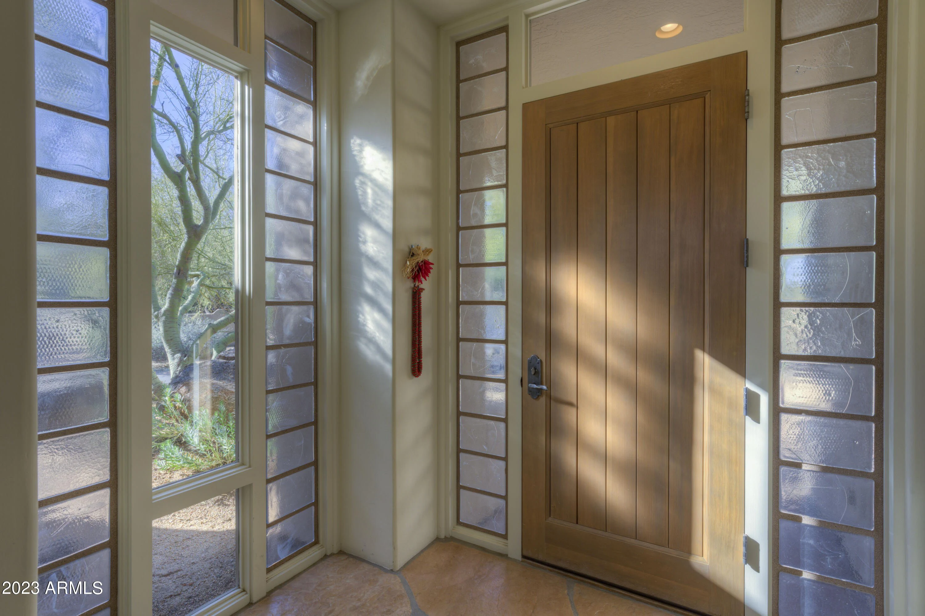 7526 E Club Villa Cir Scottsdale, AZ 85266 photo 2