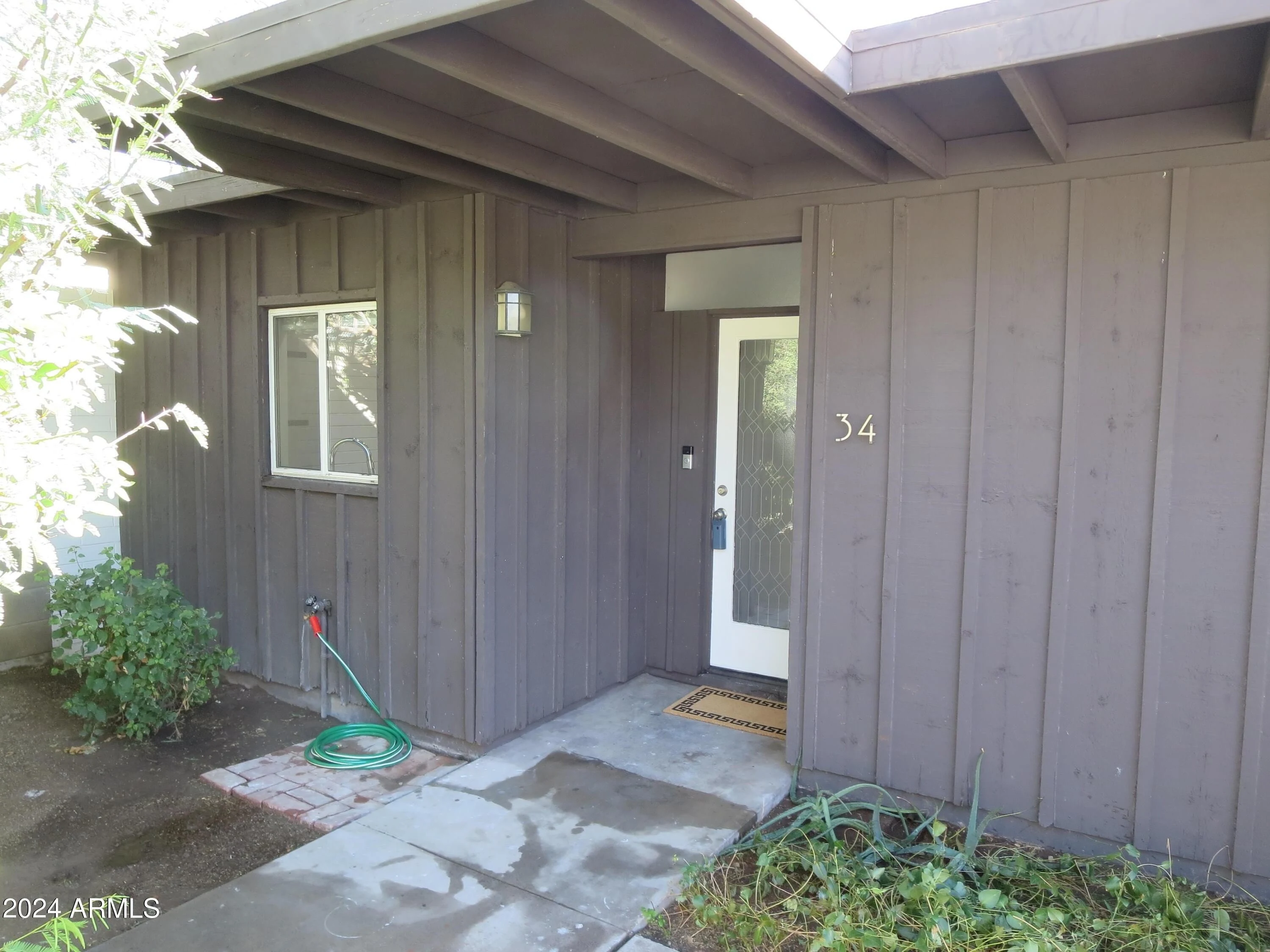 1450 E BETHANY HOME Road photo 2