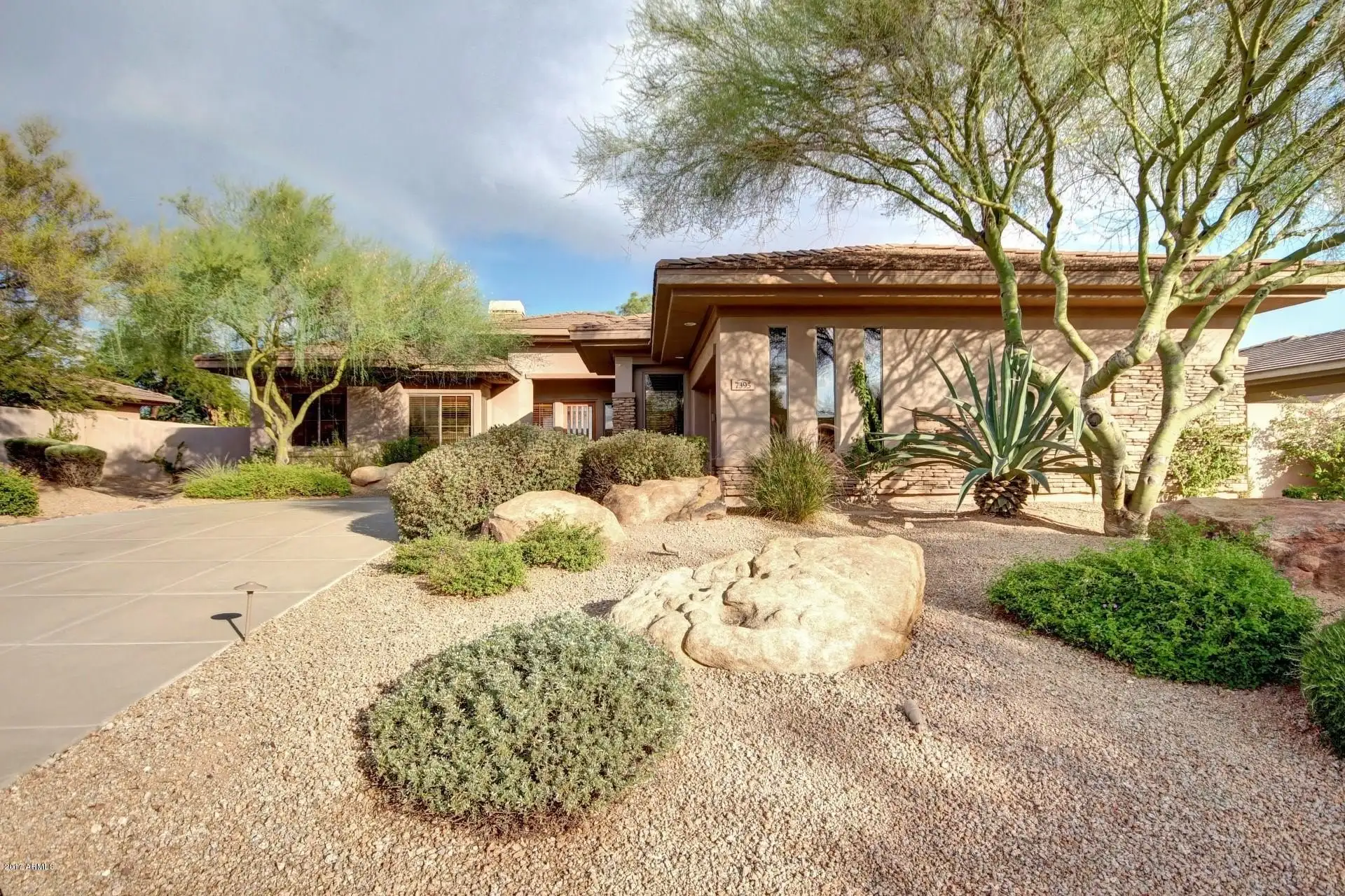 7395 E Brisa Dr Scottsdale, AZ 85266 photo 2