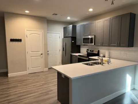 1406 W Main St Unit 134 photo 3