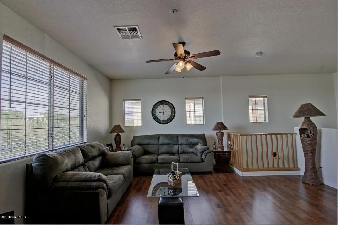 1250 S RIALTO Drive photo 5