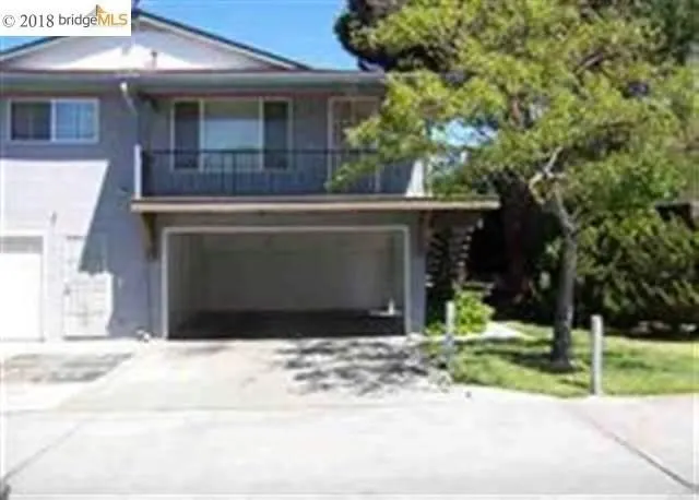 2308 L St photo 2