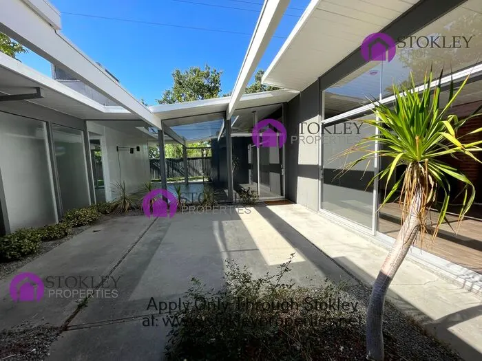 112 Los Cerros Avenue photo 2