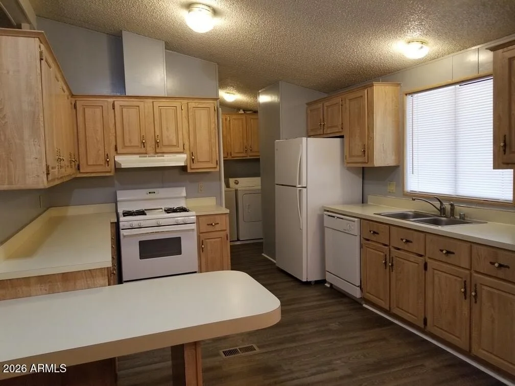 11275 N 99th Ave Peoria, AZ 85345 photo 4