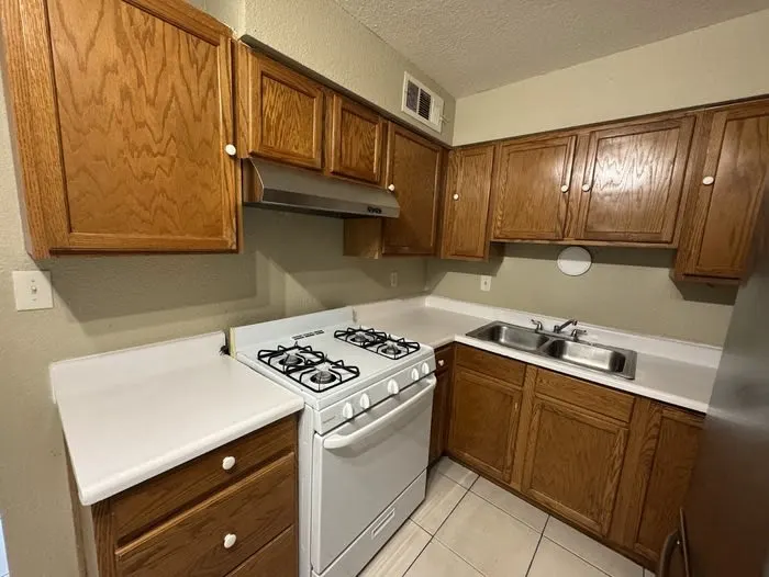 1751 E Virginia Ave unit 2 photo 5