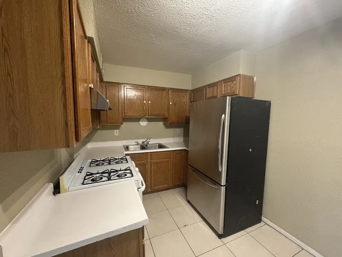 1751 E Virginia Ave unit 2 photo 3