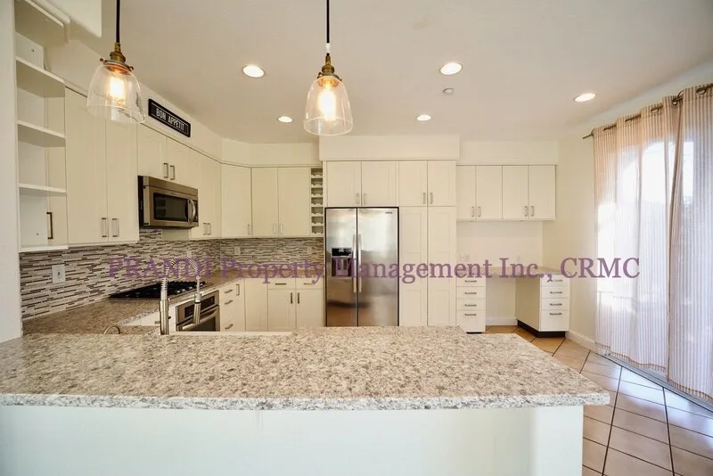 14 Pizarro Ave Novato, CA 94949 photo 3