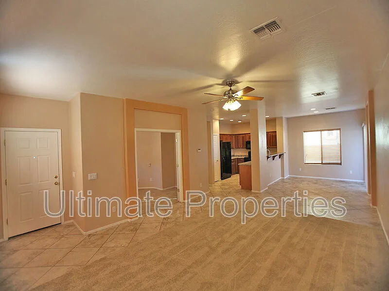 17572 W Lundberg St Surprise, AZ 85388 photo 4