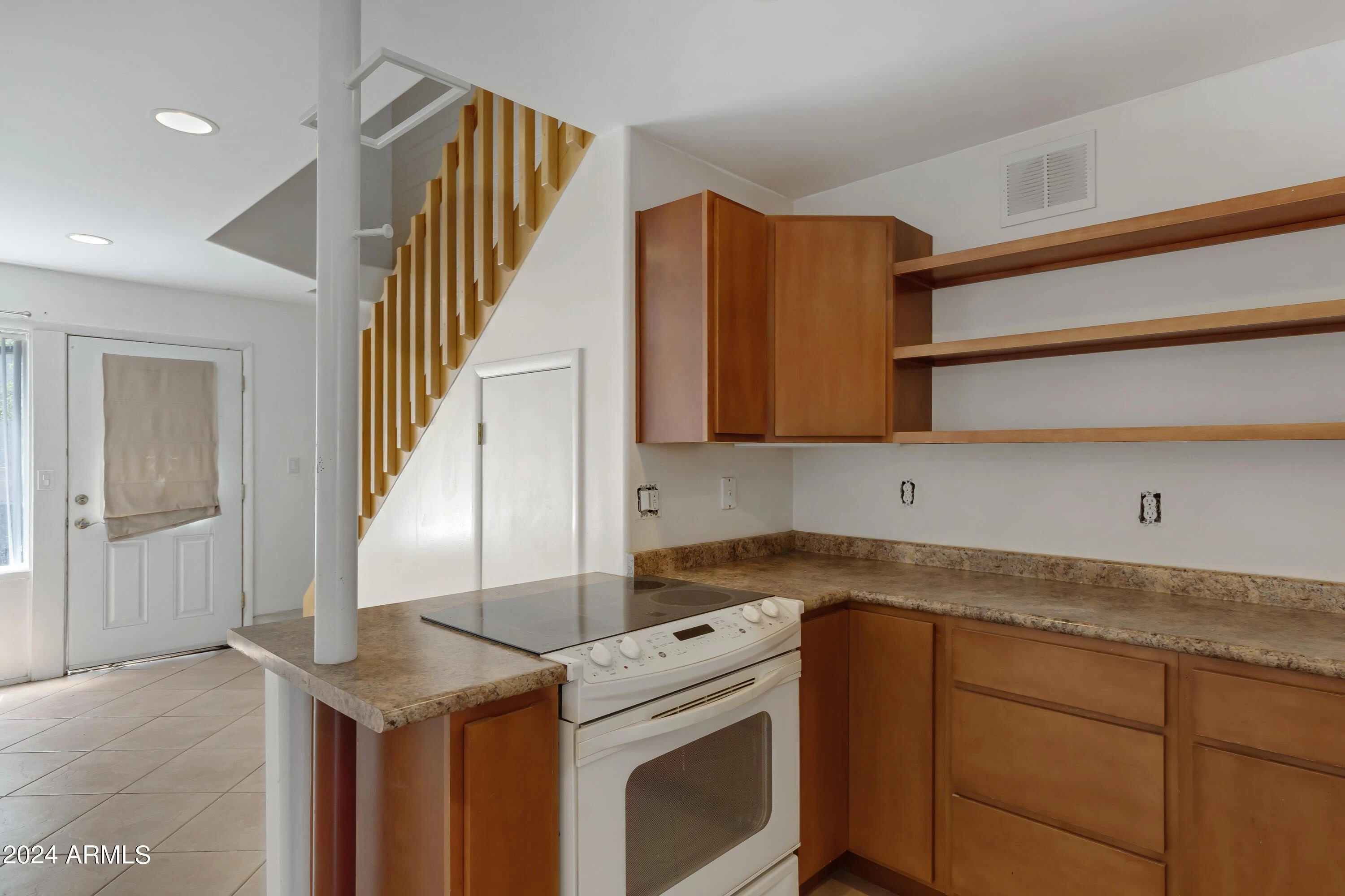 2021 S GRANADA Drive photo 5