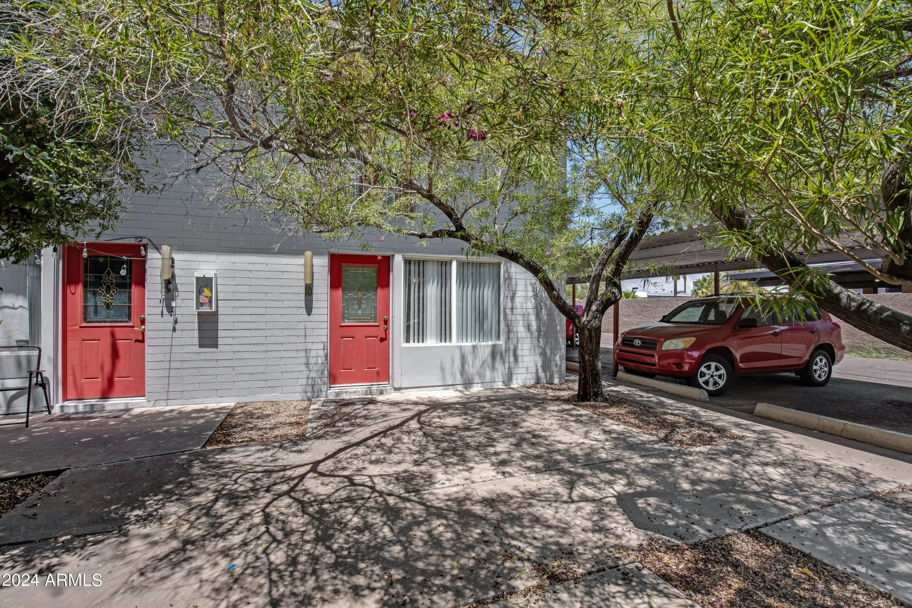 2021 S GRANADA Drive photo 2