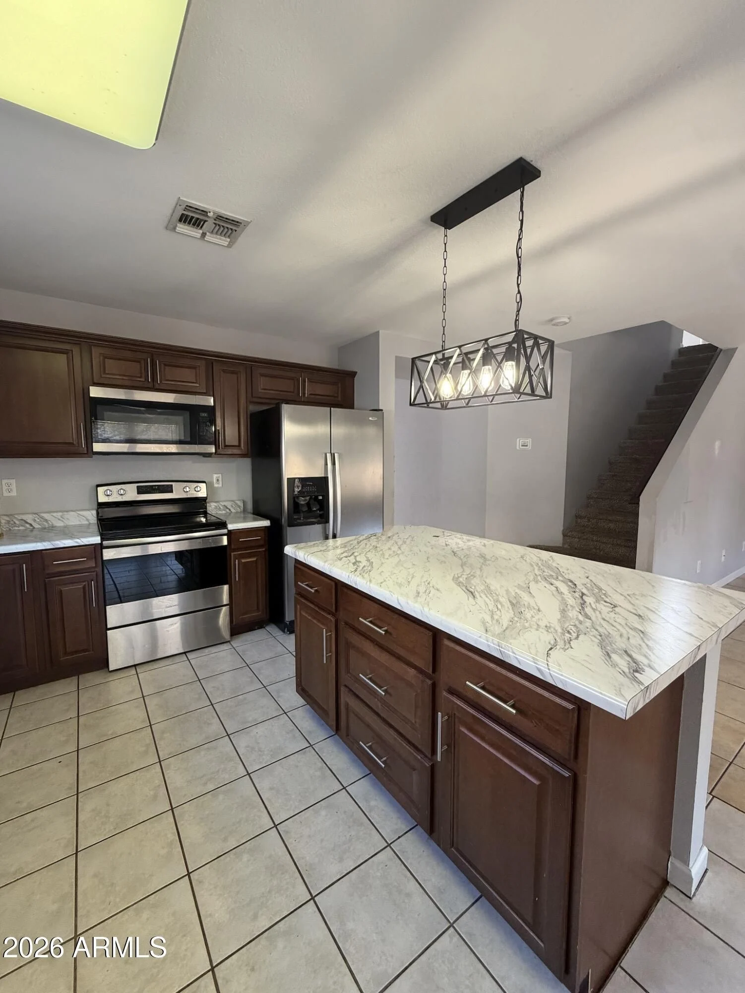 728 E Rose Marie Ln photo 5