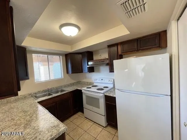 4325 N 21st Dr Phoenix, AZ 85015 photo 2