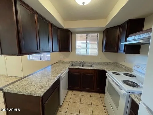 4325 N 21st Dr Phoenix, AZ 85015 photo 3