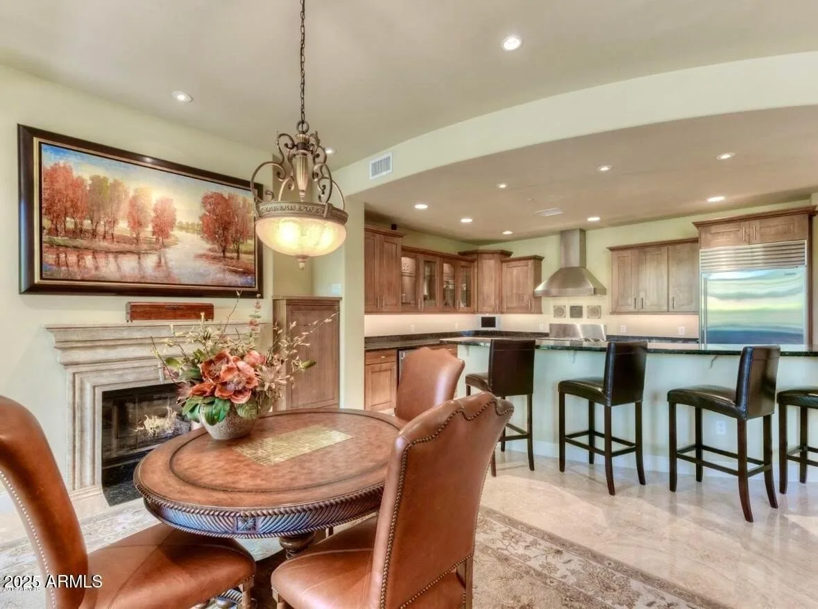 8 Biltmore Estates Dr Phoenix, AZ 85016 photo 5