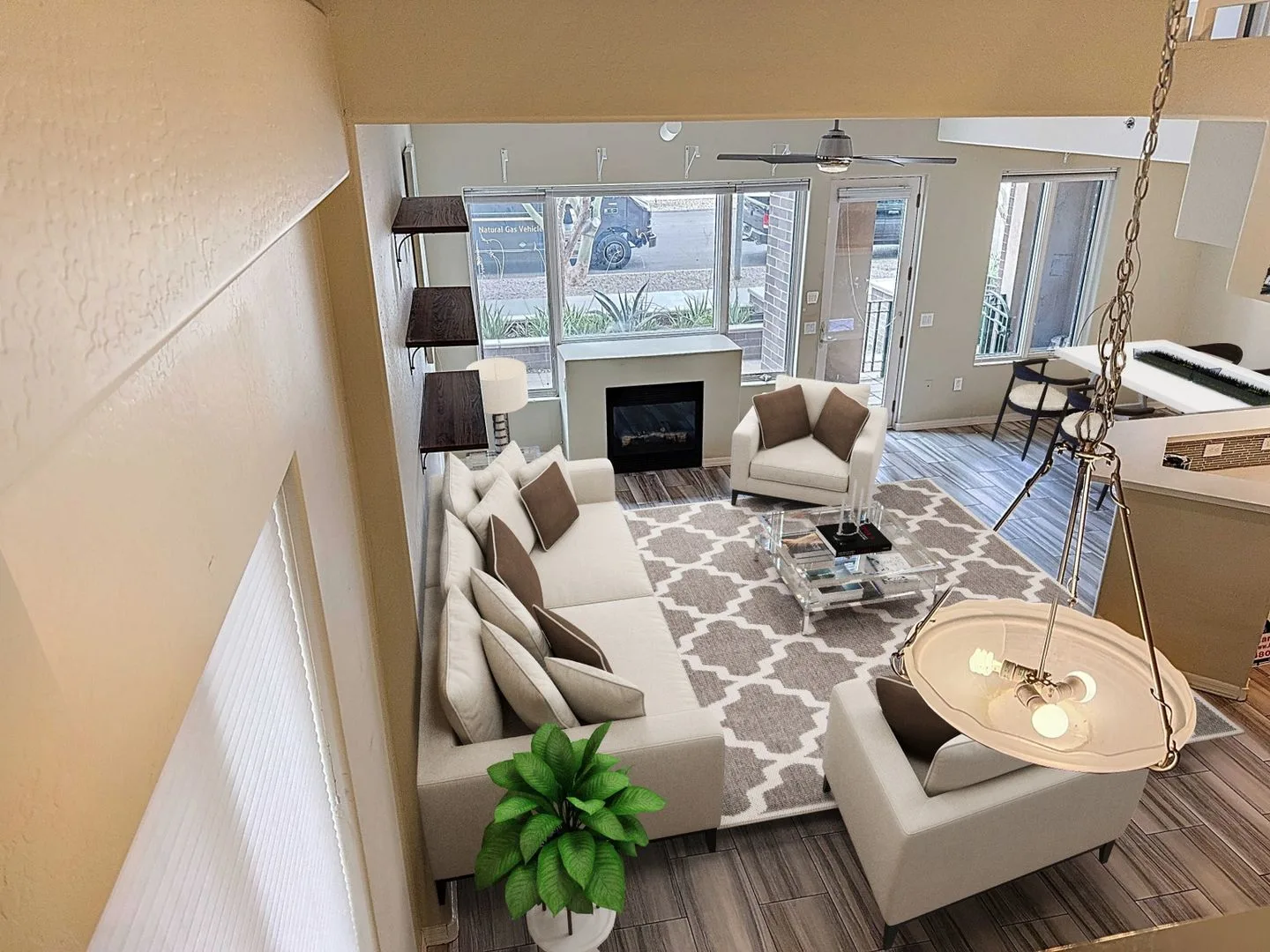 Charming 2BR Townhome in Phoenix photo 2