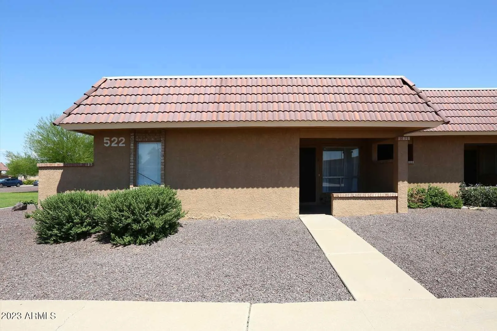 522 W Blackhawk Dr Phoenix, AZ 85027 photo 2