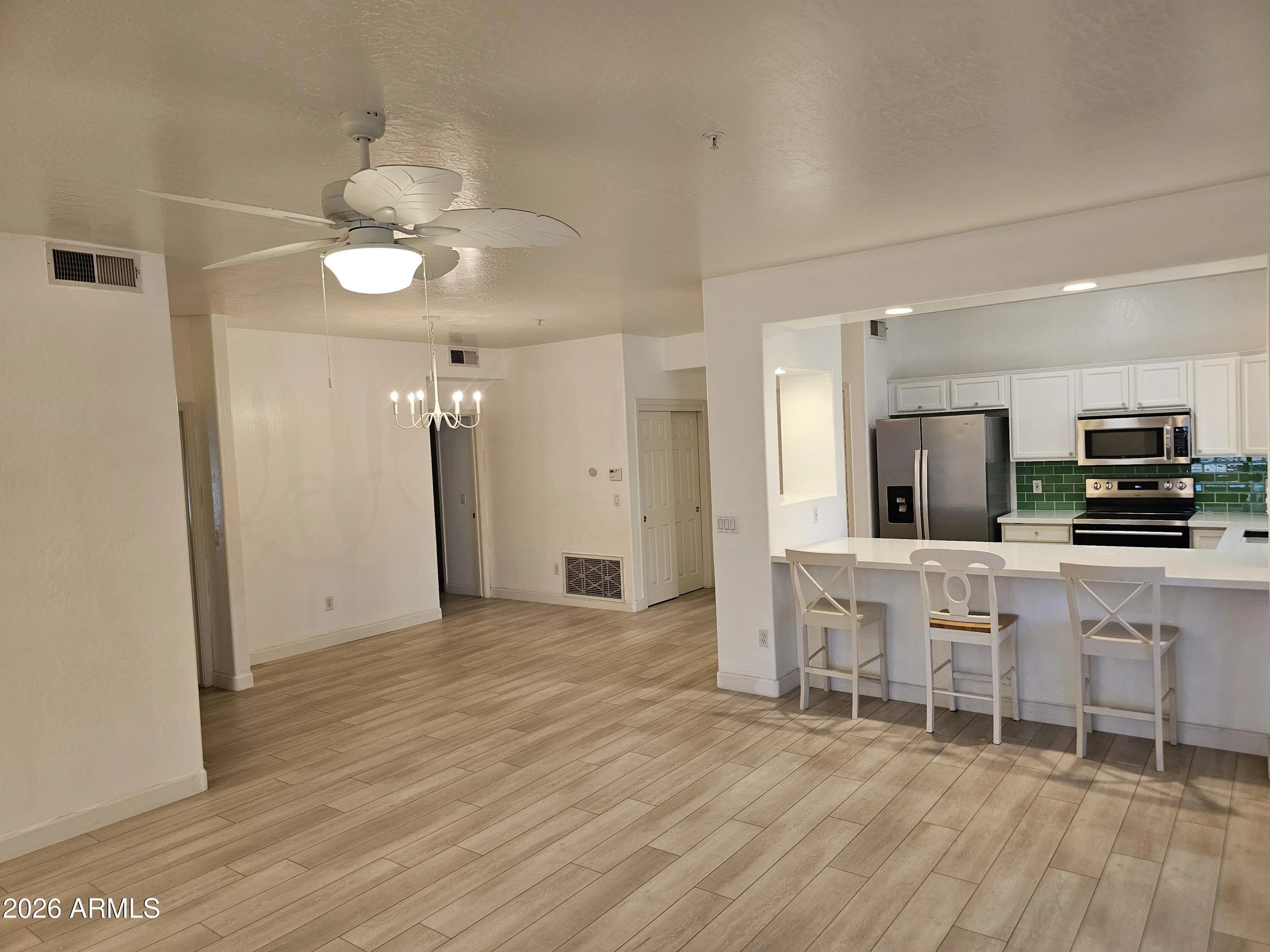 1351 N Pleasant Drive photo 4