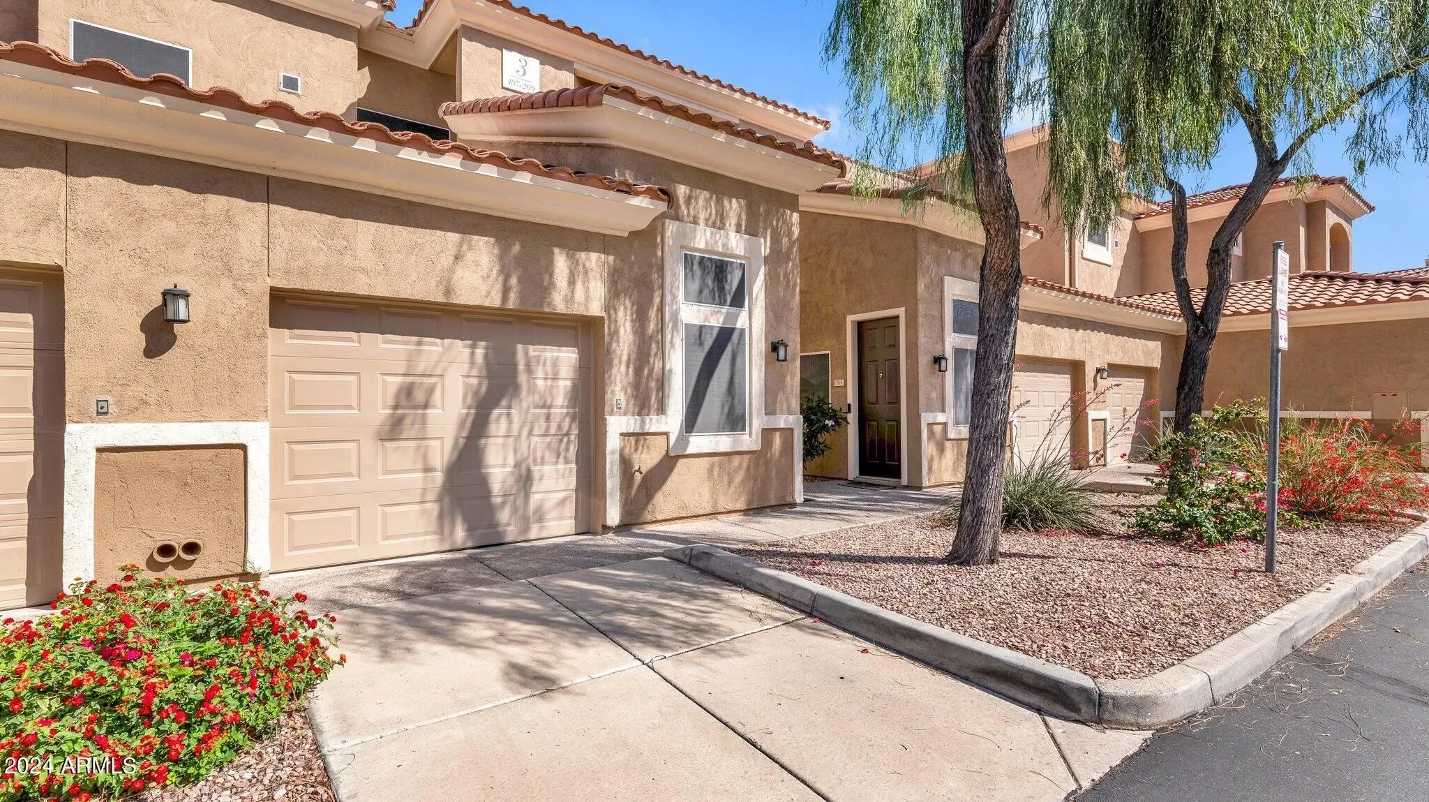 8245 E Bell Rd Scottsdale, AZ 85260 photo 4