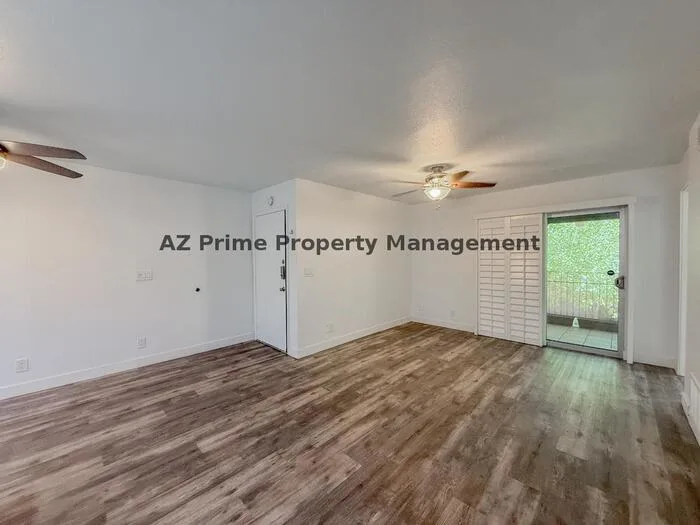 5525 East Thomas Road photo 3