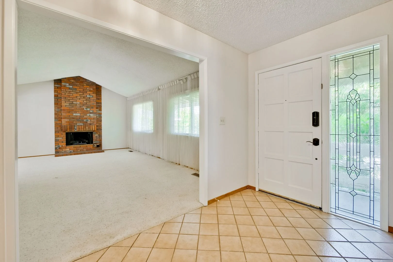 21940 Rucker Dr Cupertino, CA 95014 photo 5