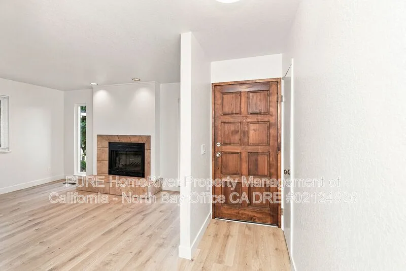 5925 Montecito Blvd photo 4