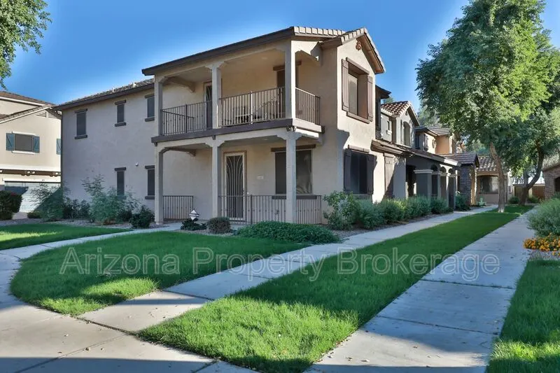 3879 E Santa Fe Ln photo 5