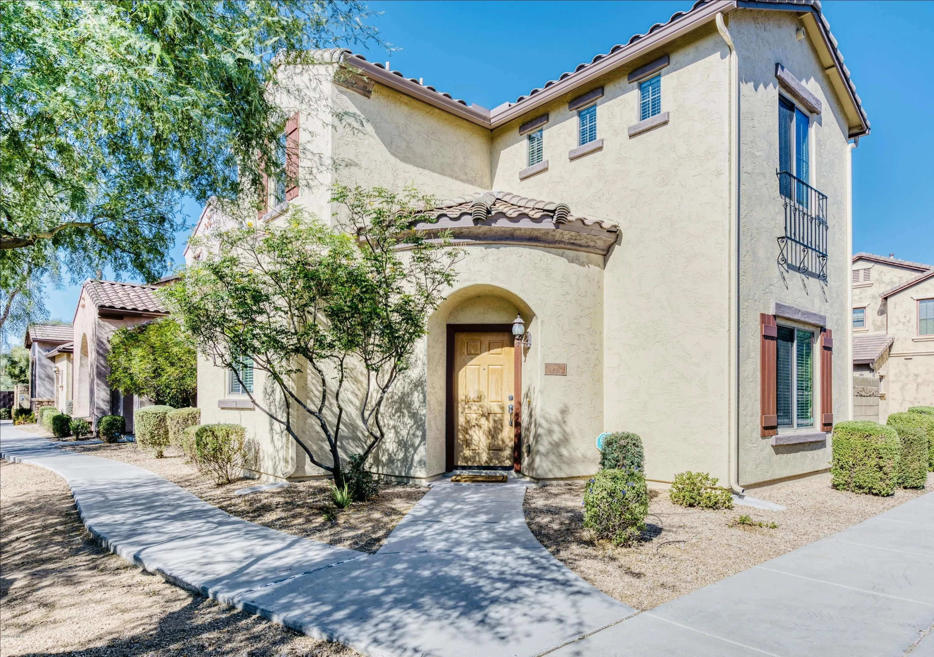 21130 N 36th Pl Phoenix, AZ 85050 photo 2