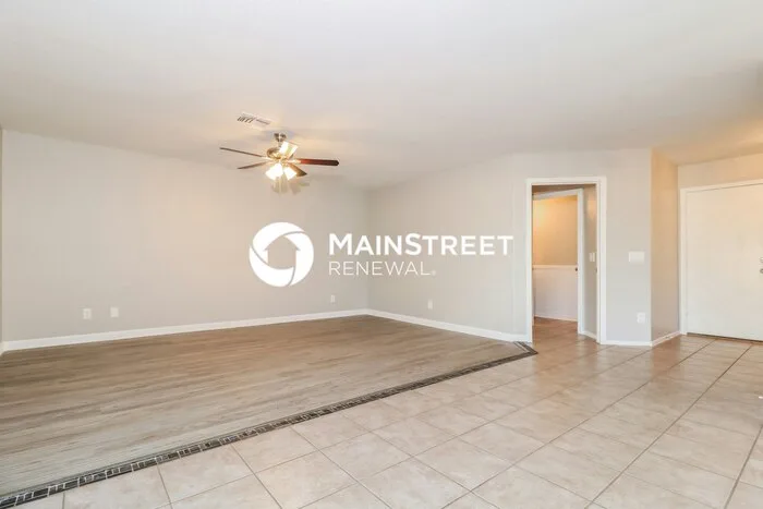10622 W Alvarado Rd Avondale, AZ 85392 photo 4