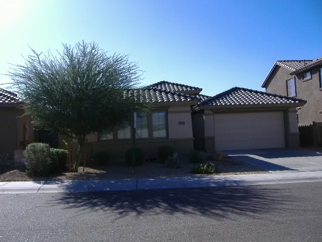 2017 W Shackleton Dr photo 3