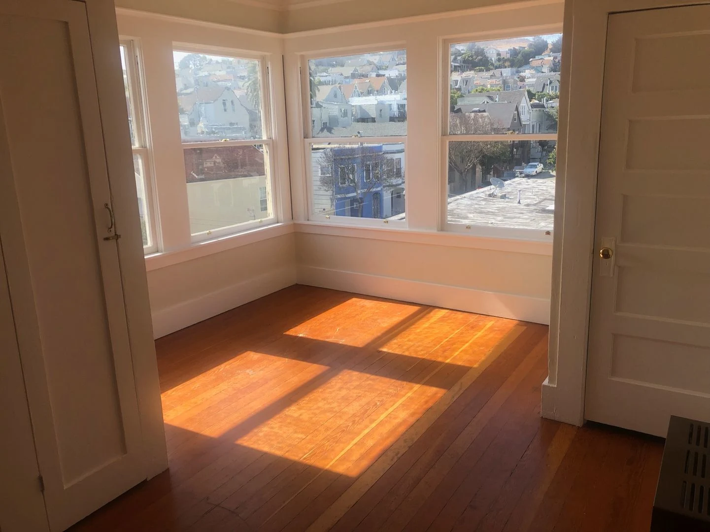 1018 Cortland Avenue, San Francisco, CA 94110 photo 2