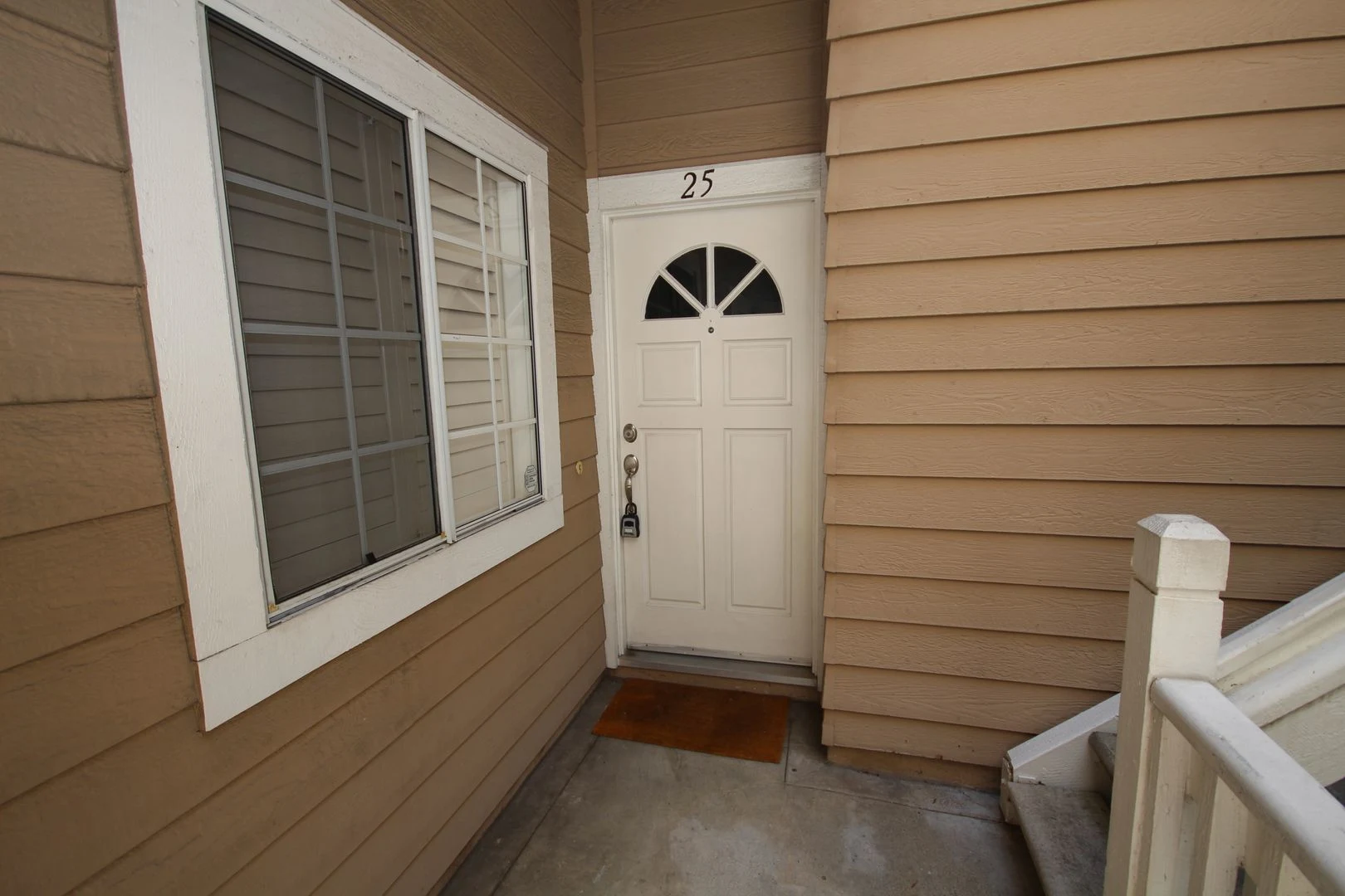 8585 Via Mallorca San Diego, CA 92037