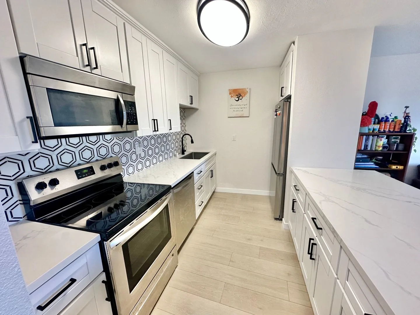 3050 Rue D’Orleans San Diego, CA 92110 photo 3
