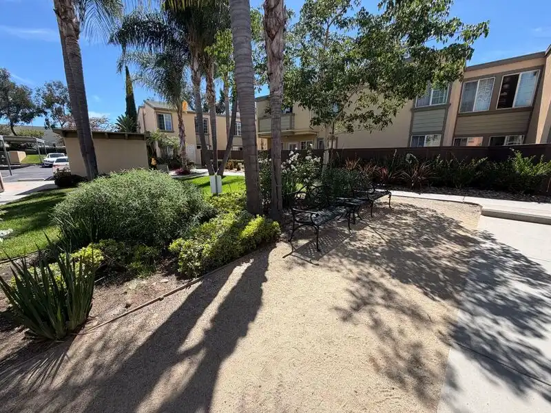 5402 Balboa Arms Dr