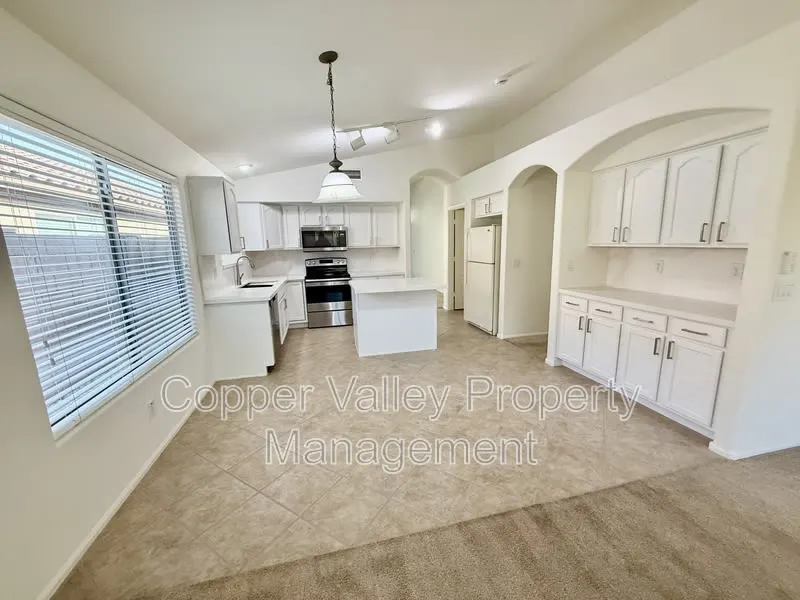 2427 W Oberlin Way Phoenix, AZ 85085 photo 5