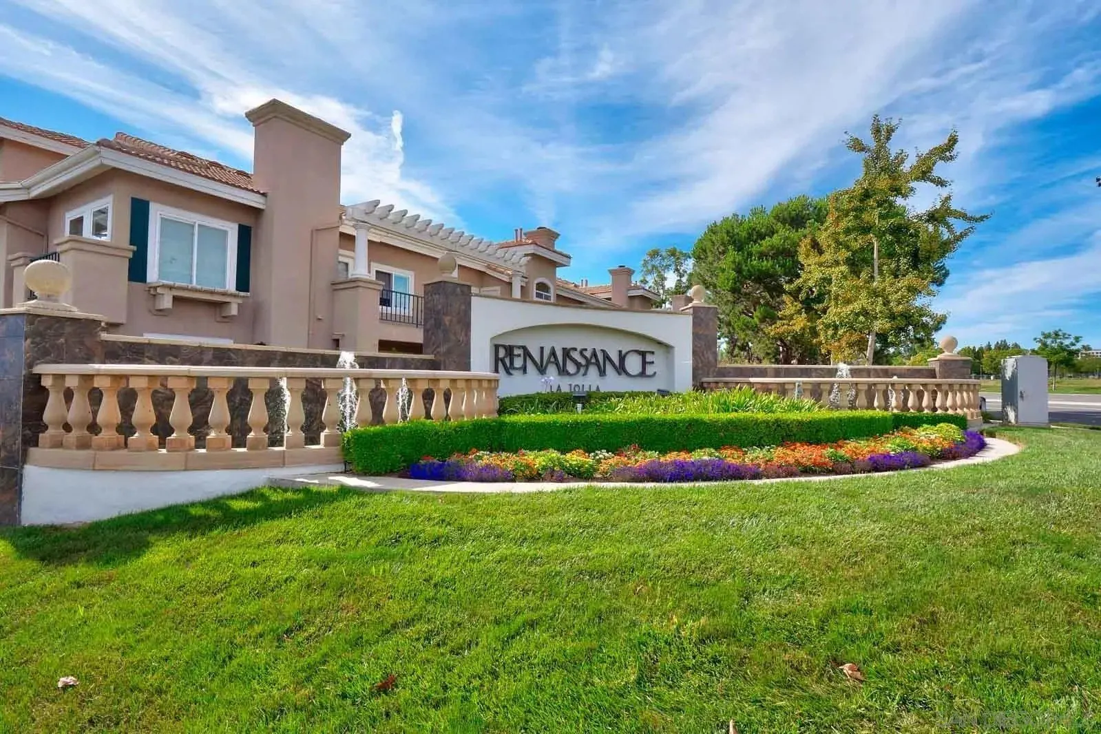 5512 Renaissance Avenue photo 4