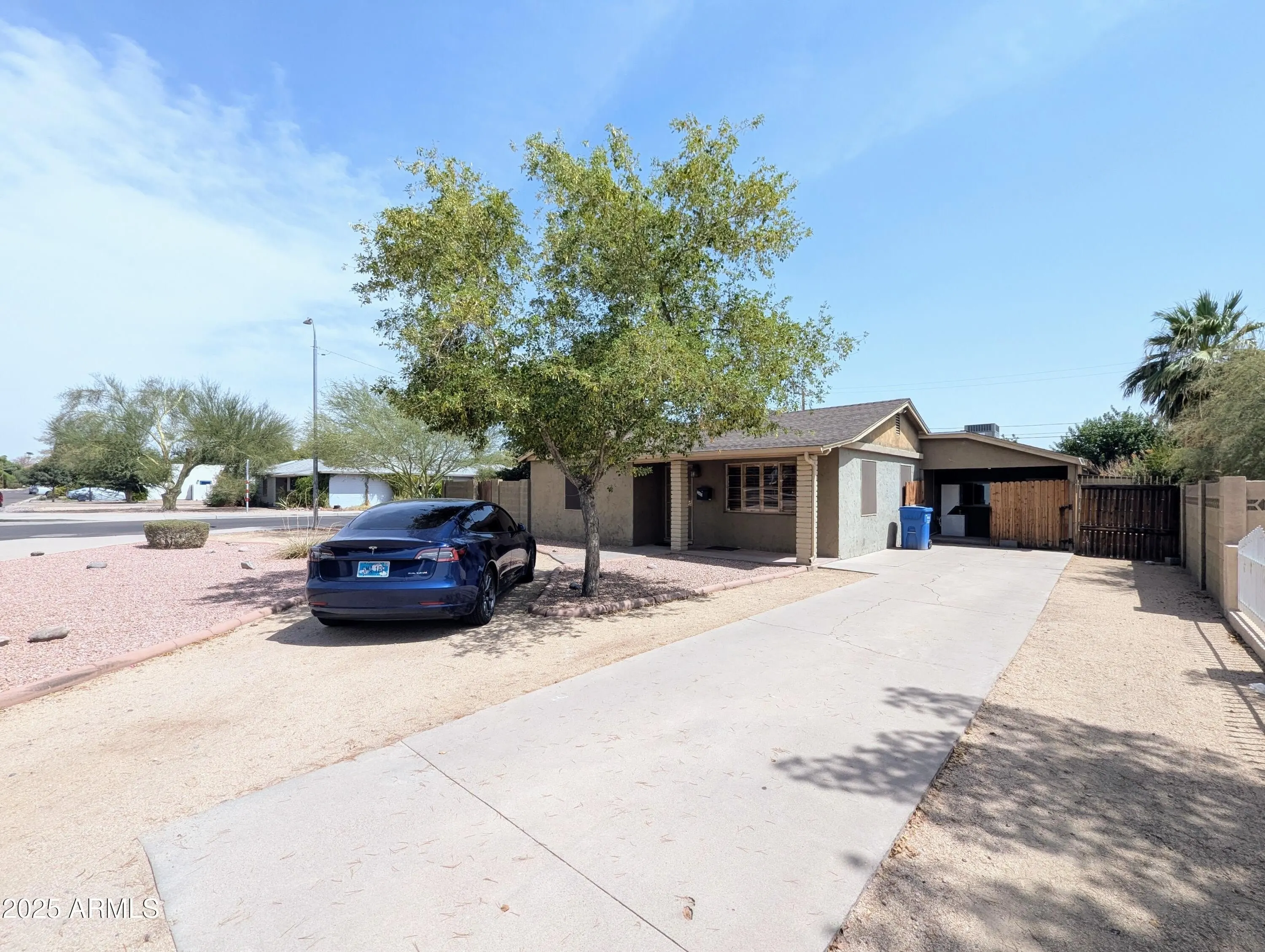 2443 E Earll Dr Phoenix, AZ 85016 photo 5