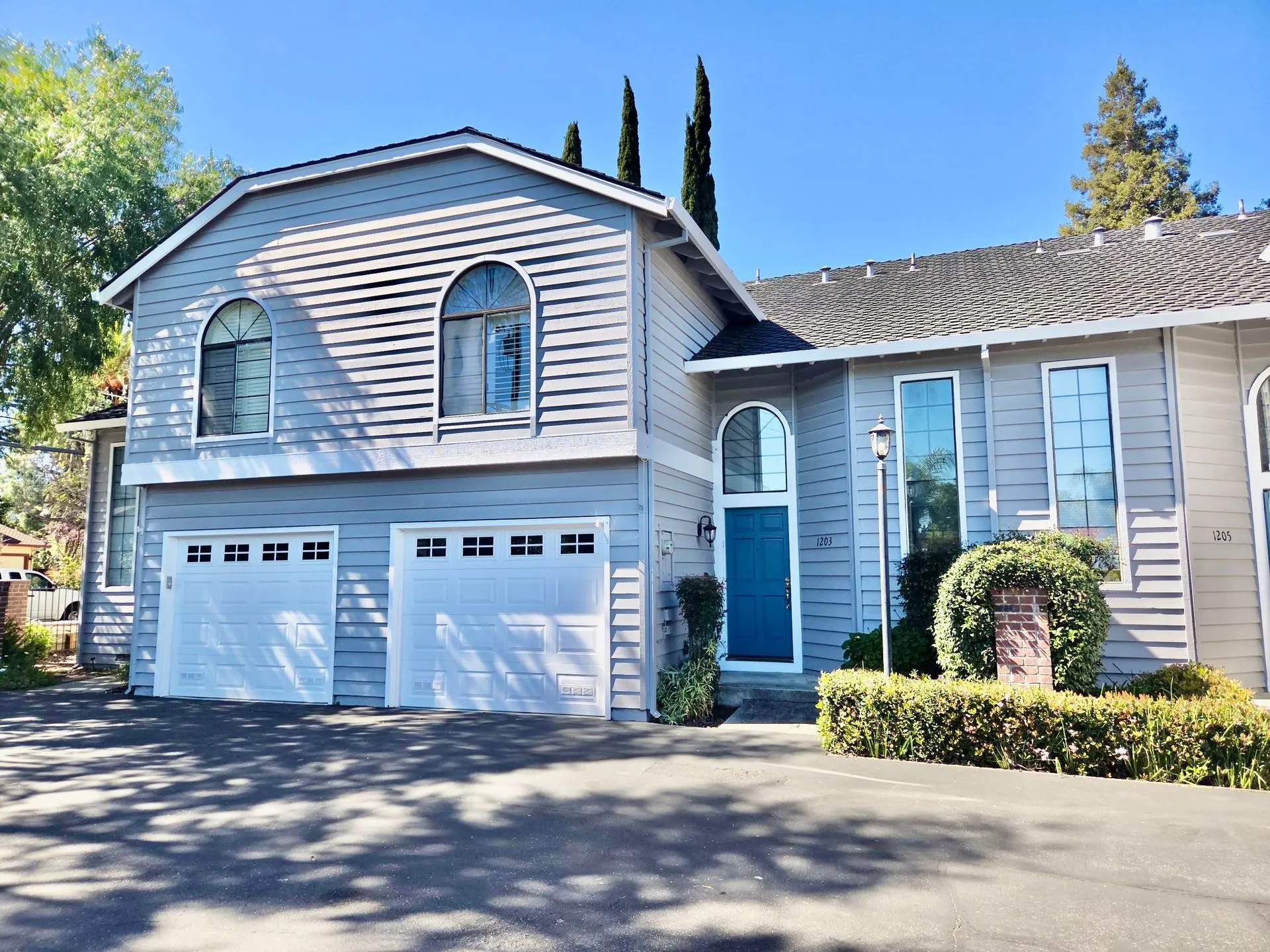 Campbell Townhouse with 2 Bedrooms and Office Space! photo 2