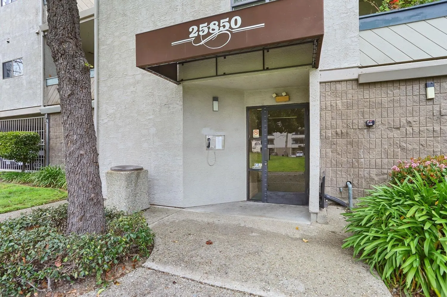 25850 Kay Ave Hayward, CA 94545 photo 5