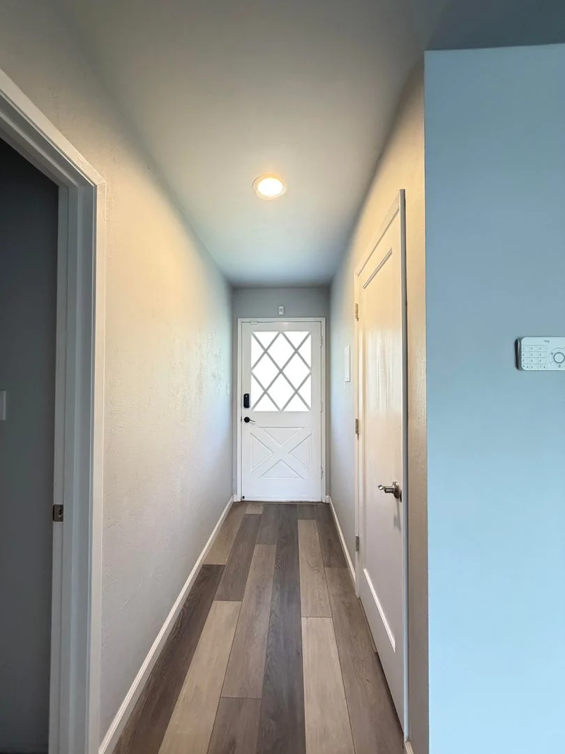 339 Broadway #215 - 30% Rental Fee photo 4