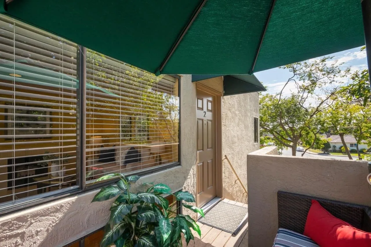 1919 Alameda De Las Pulgas Apt 131